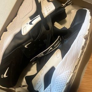 Nike shoes great condition!!